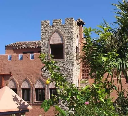 Amanhavis Hotel