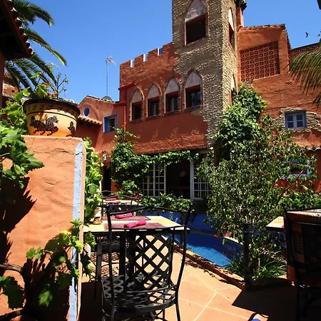 Amanhavis Hotel